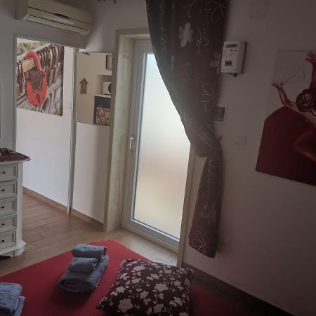 Villa Loriand Depandance Галиполи Екстериор снимка