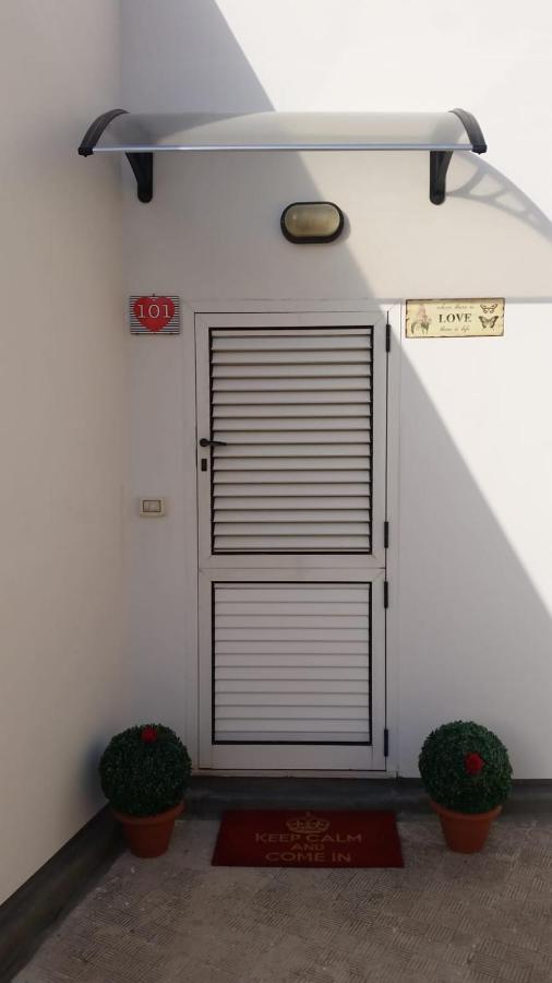 Villa Loriand Depandance Галиполи Екстериор снимка